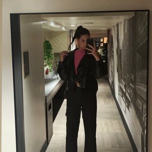 Meet your Posher, Claudia